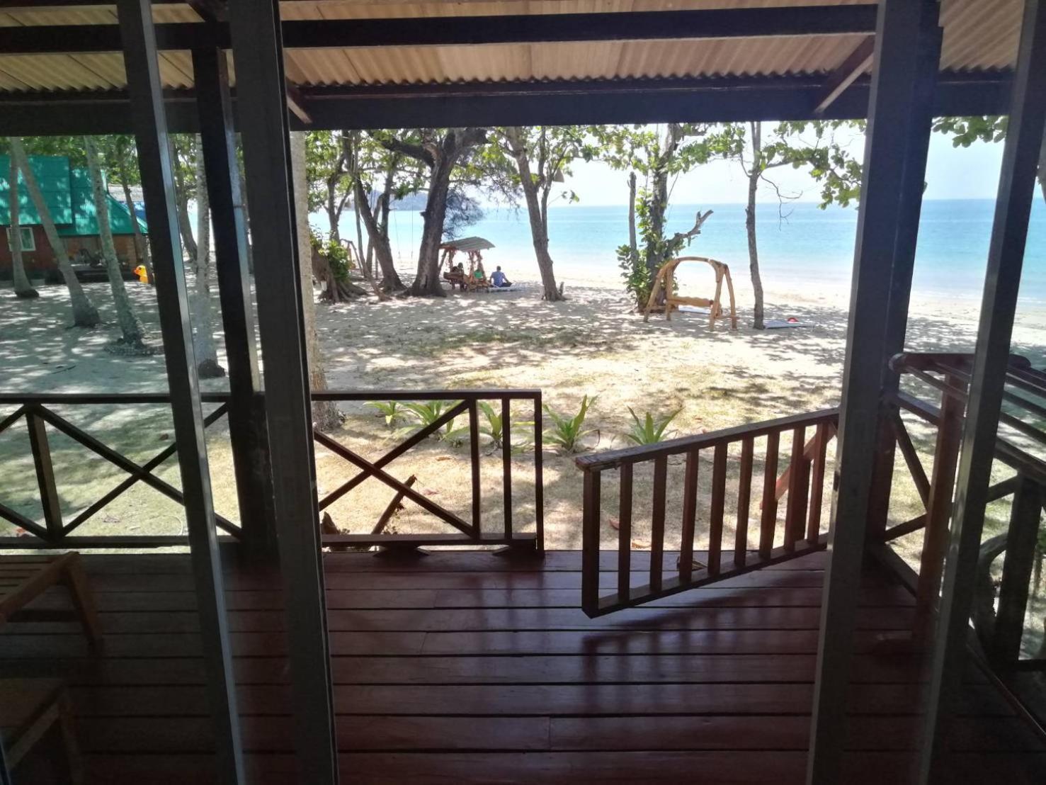 Koh Jum Delight Beach Room photo